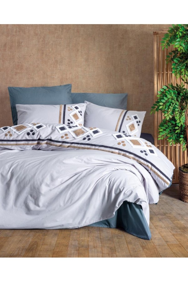 Cotton Box Puff Nakışlı Ranforce Çift Kişilik Nevresim Takımı Stesso Mavi Cotton Box Puff Nakışlı Ranforce Çift Kişilik Nevresim Takımı Stesso Mavi