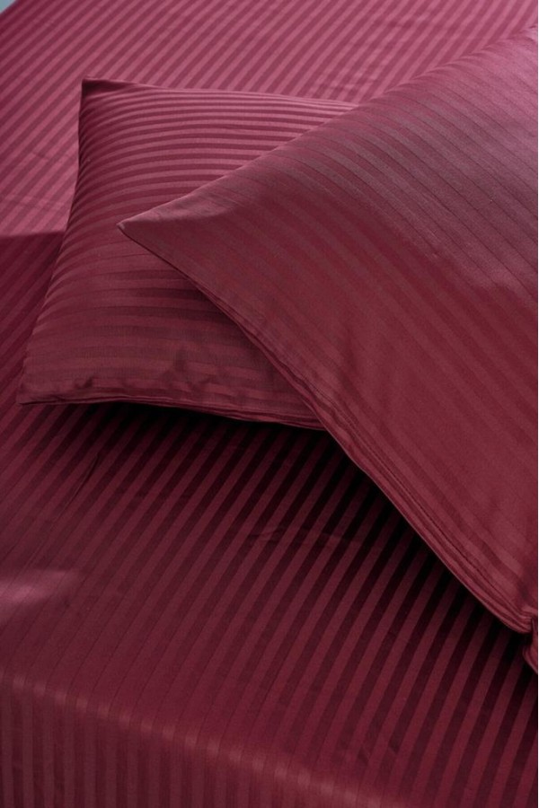 Nevresim Dünyası Basic Stripe Tek Kişilik Fitted Micro Saten Çarşaf ve 1 Yastık Kılıfı Bordo