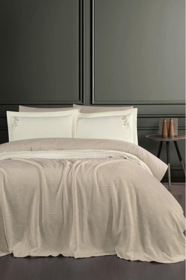 Altınbaşak Dream Battaniyeli Nevresim Takımı Tek Kişilik Talia Core Altınbaşak Dream Battaniyeli Nevresim Takımı Tek Kişilik Talia Core