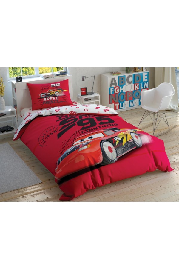 Taç Lisanslı Disney Cars Speed Frenzy Tek Kişilik Nevresim Takımı Taç Lisanslı Disney Cars Speed Frenzy Tek Kişilik Nevresim Takımı