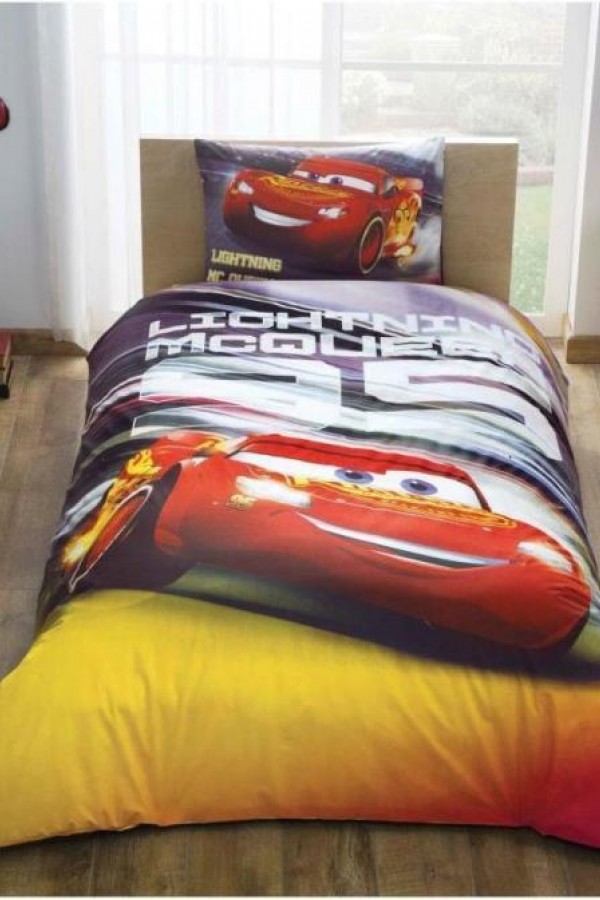 Taç Lisanslı Disney Cars Lightning Tek Kişilik Nevresim Takımı Taç Lisanslı Disney Cars Lightning Tek Kişilik Nevresim Takımı